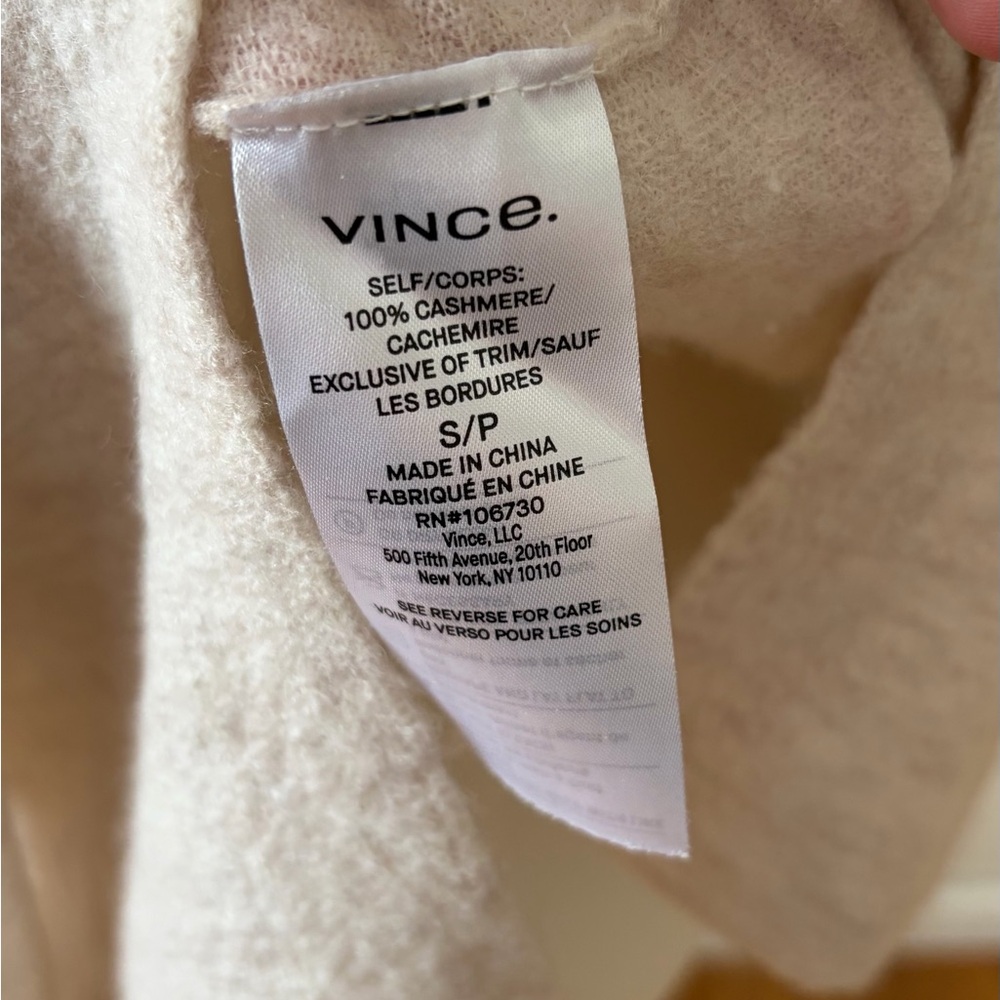 Vince Cashmere Side Slit Turtleneck Sweater Oatmeal Cream Sz Small - Picture 7 of 9